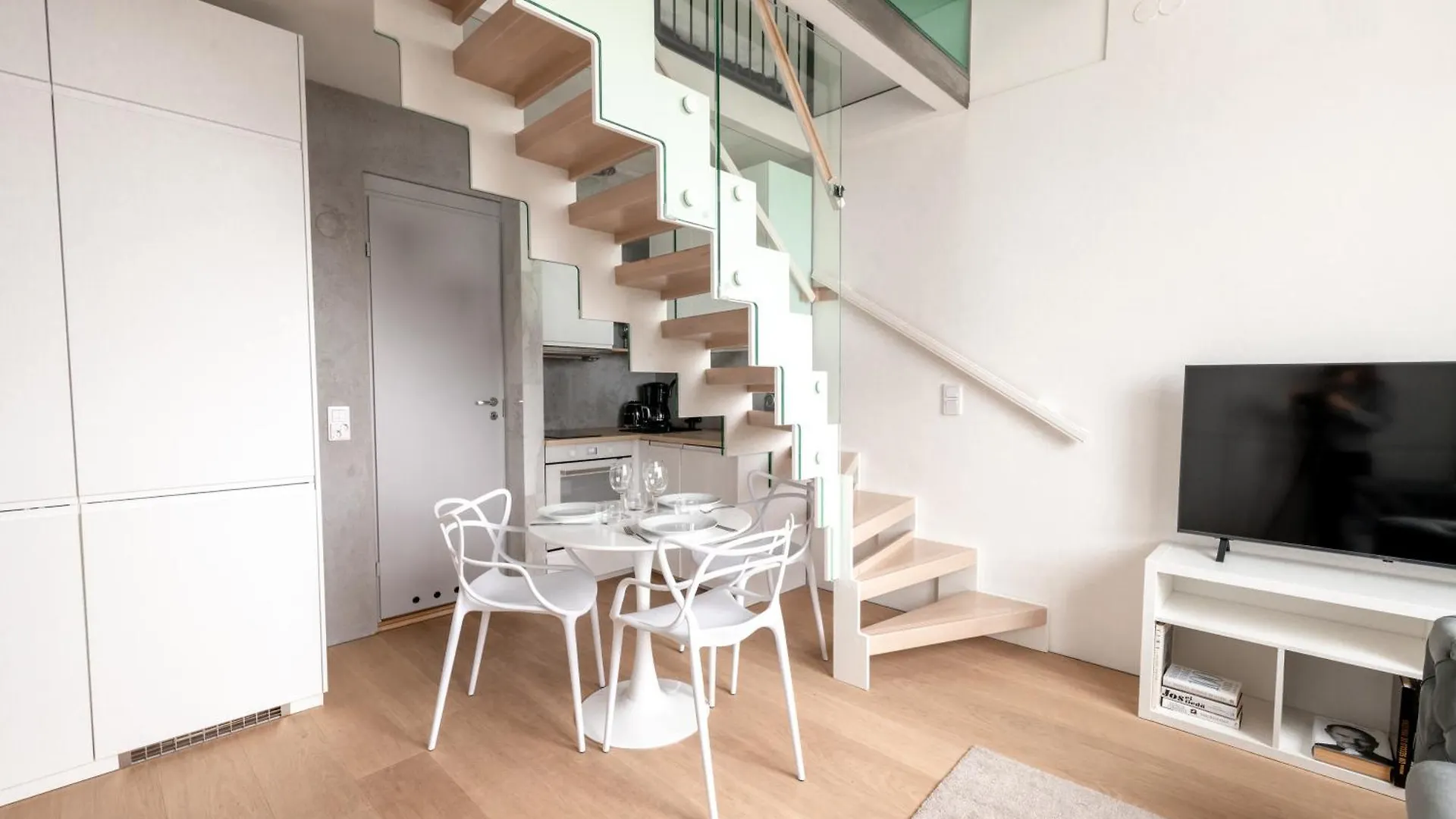 2Ndhomes Stunning Penthouse With Great Location In Kamppi Helsinki Apartment