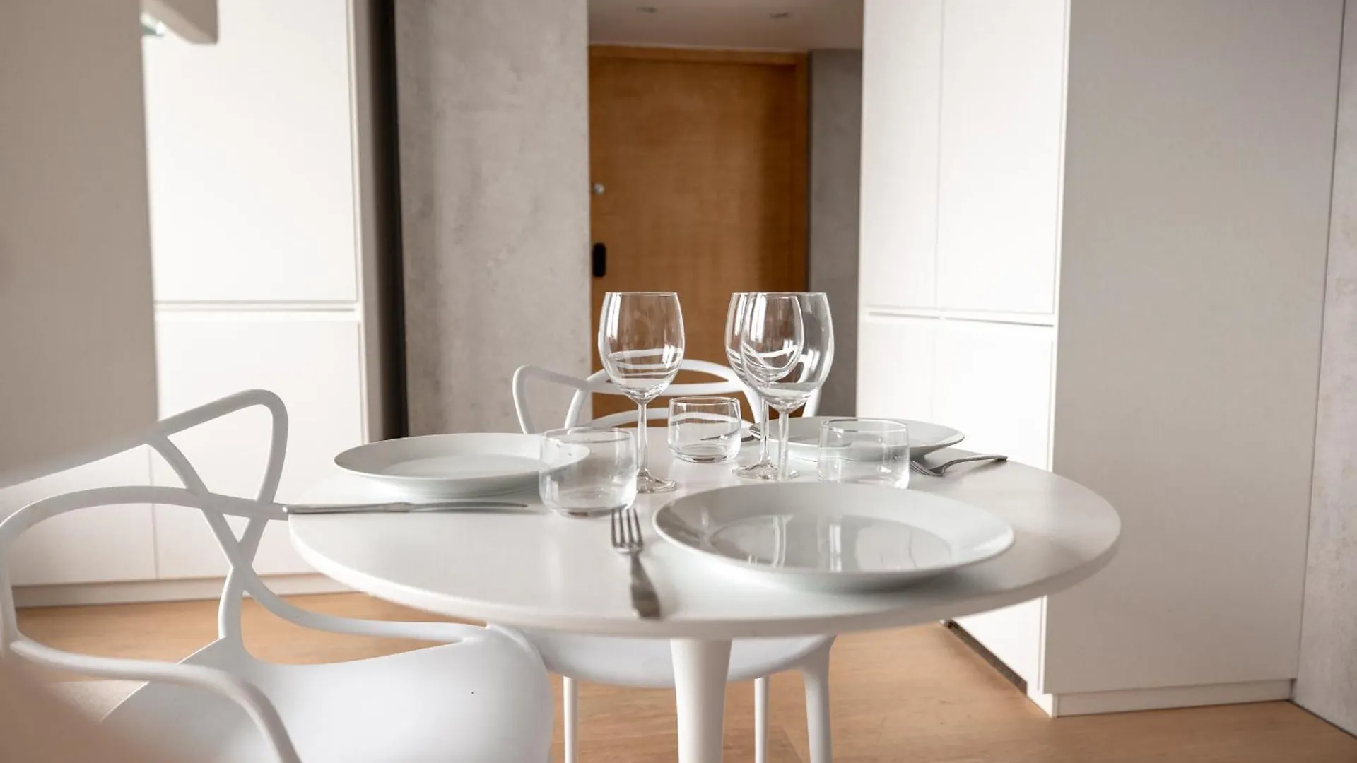 2Ndhomes Stunning Penthouse With Great Location In Kamppi Helsinki 0*,  Finland