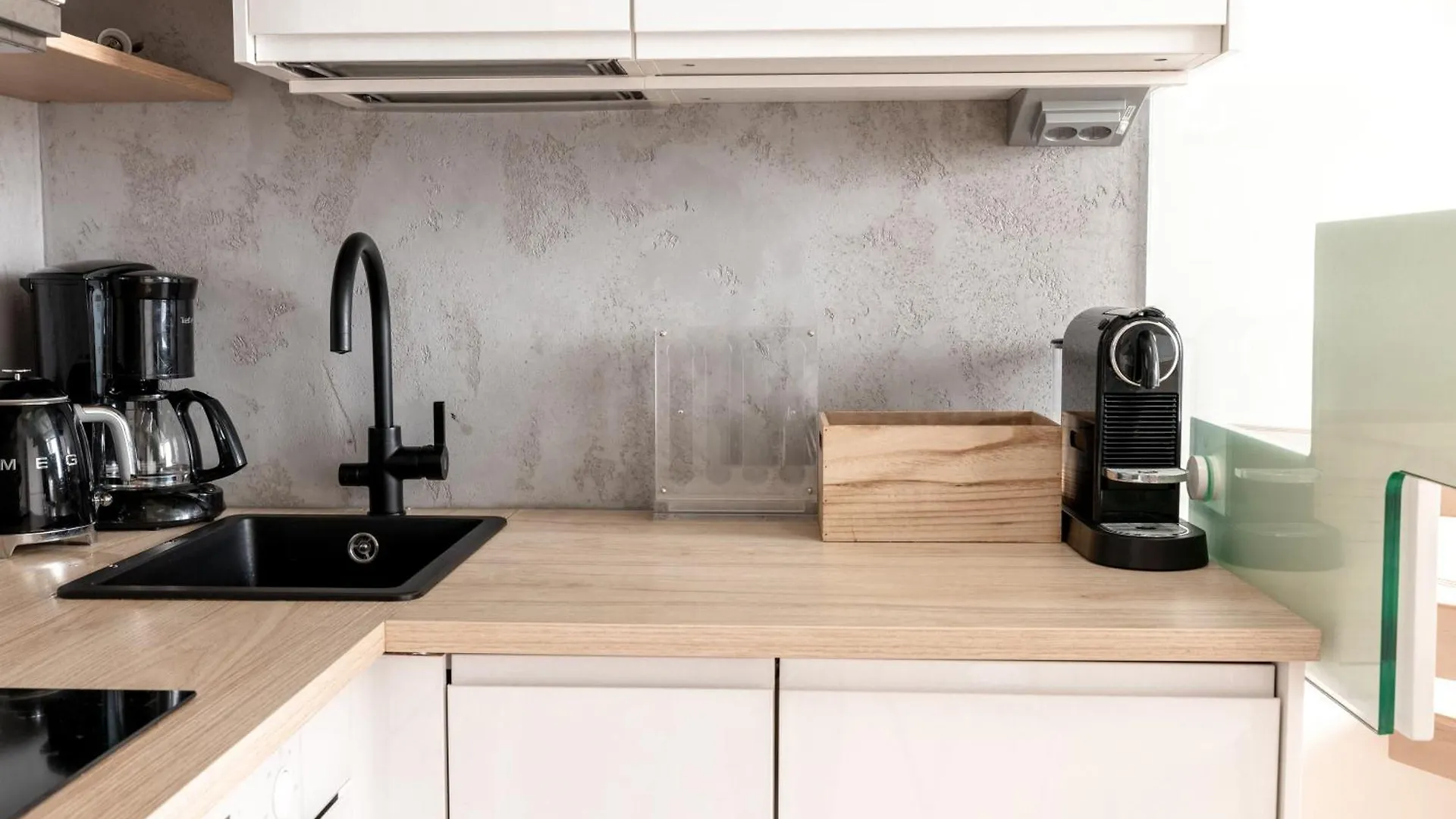 הלסינקי 2Ndhomes Stunning Penthouse With Great Location In Kamppi פינלנד